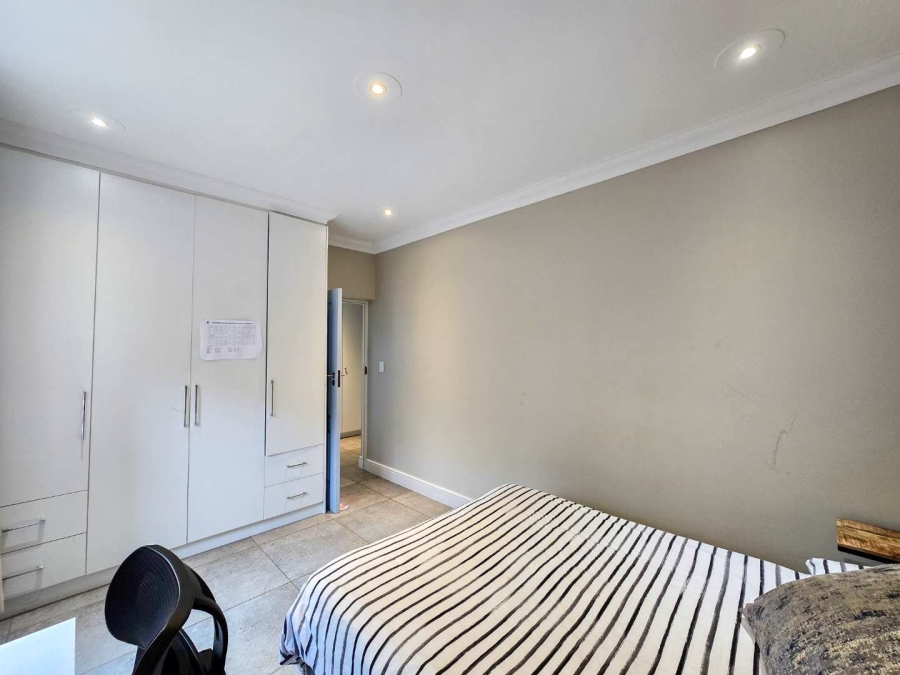 5 Bedroom Property for Sale in Stilbaai Oos Western Cape